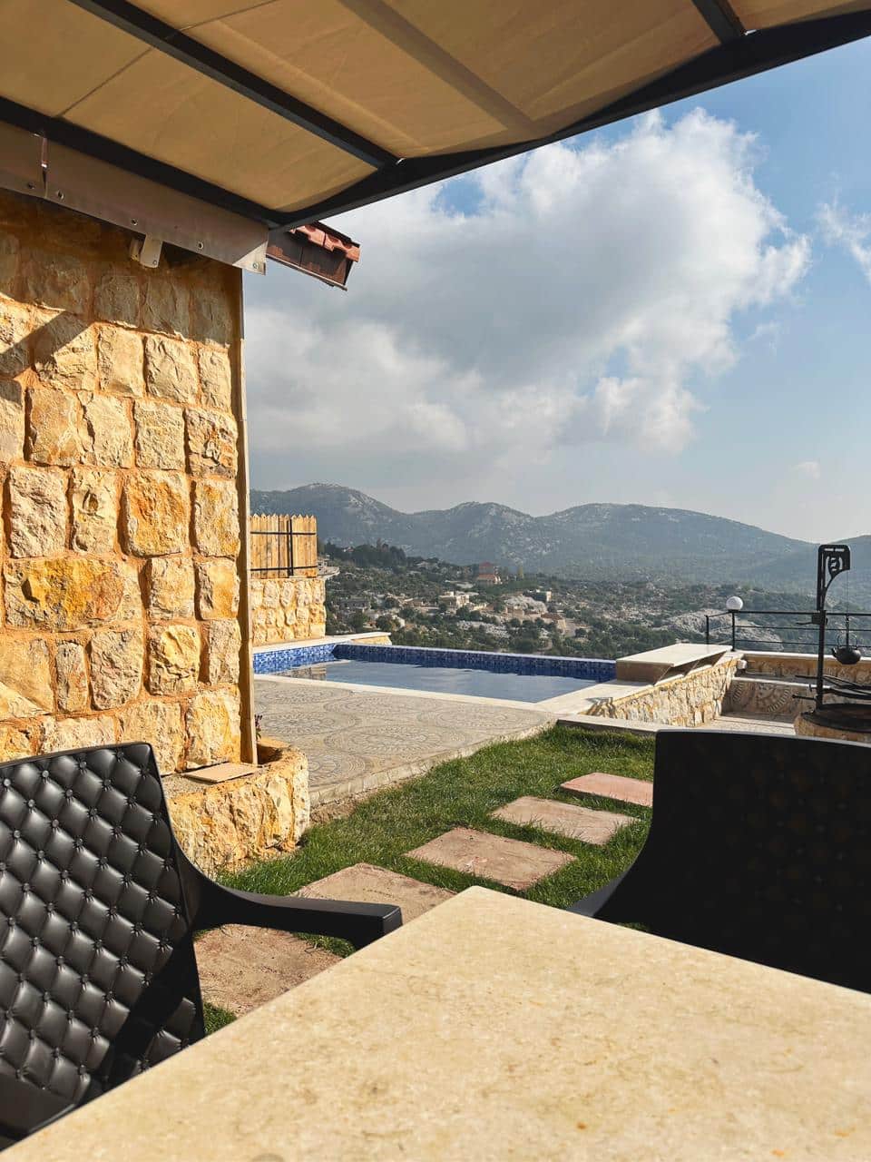 Ourea Chalet with Private Pool – Louaizeh, Jezzine