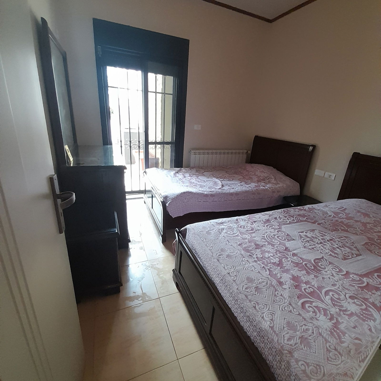 First Floor Apartment in a Building– Mtein, Zaarour