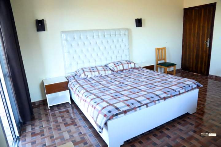 Room (10) in an Hotel – Akkar