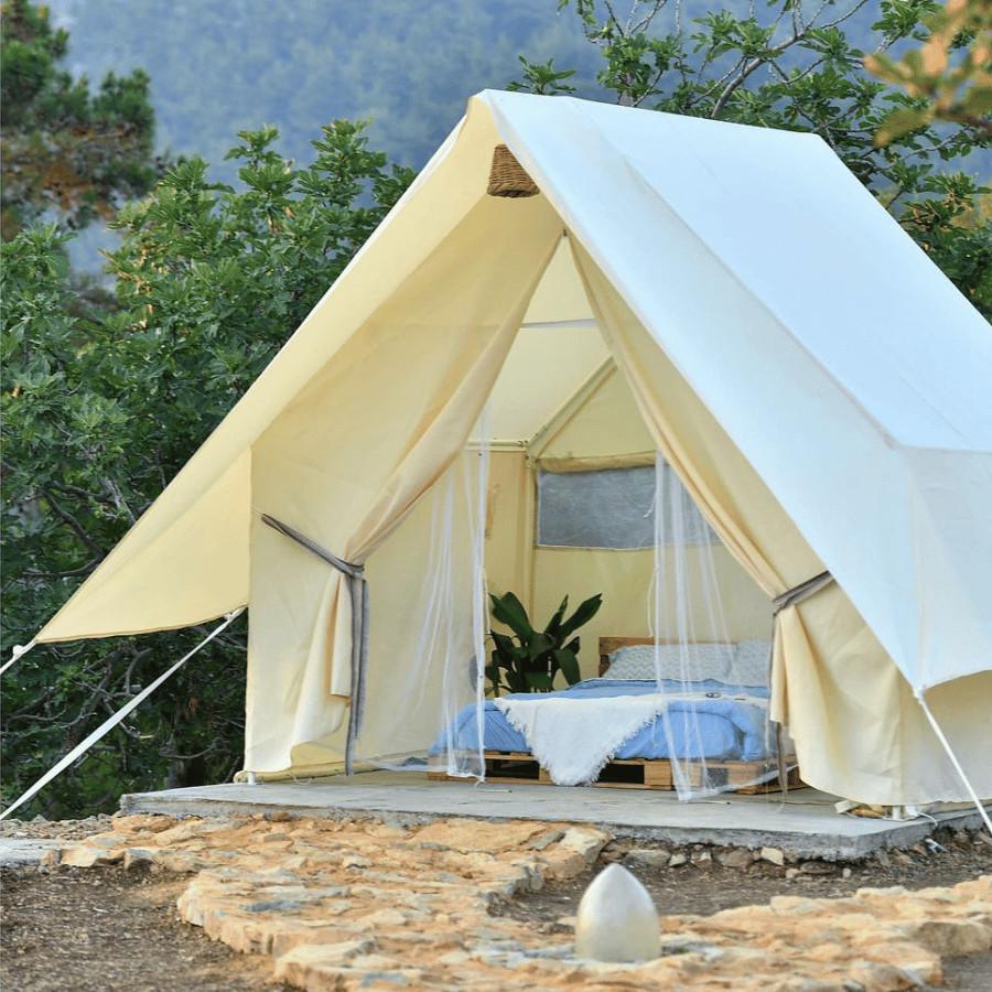 Glamorous Tent (1) – Mazraet el Teffeh