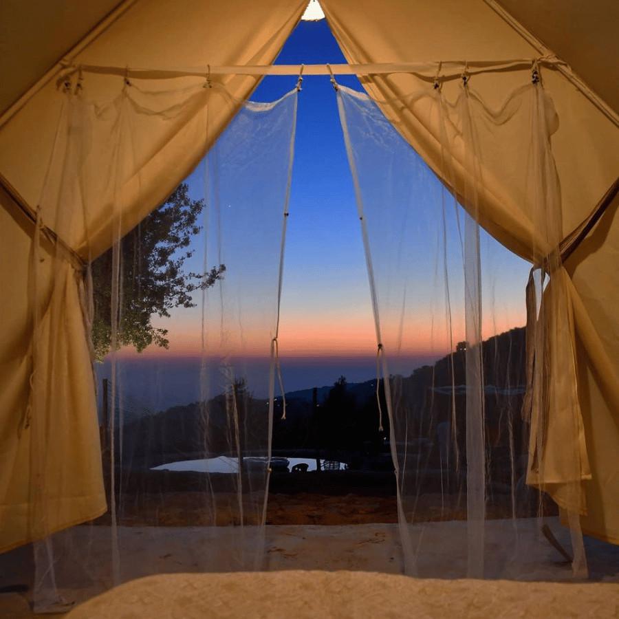 Glamorous Tent (1) – Mazraet el Teffeh