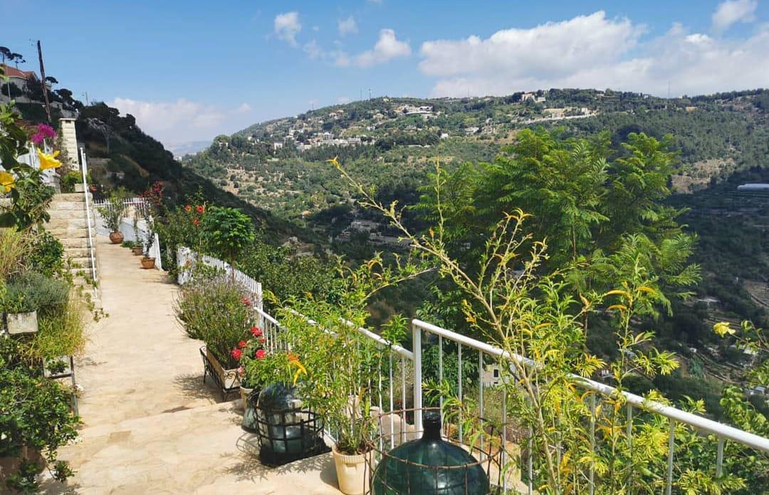 Mountain Guesthouse – Deir el Qamar