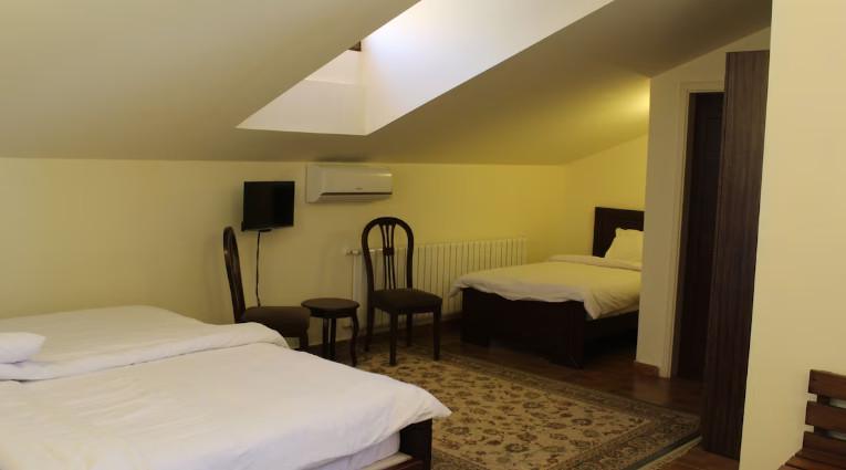 Triple room in an Hotel – Arz