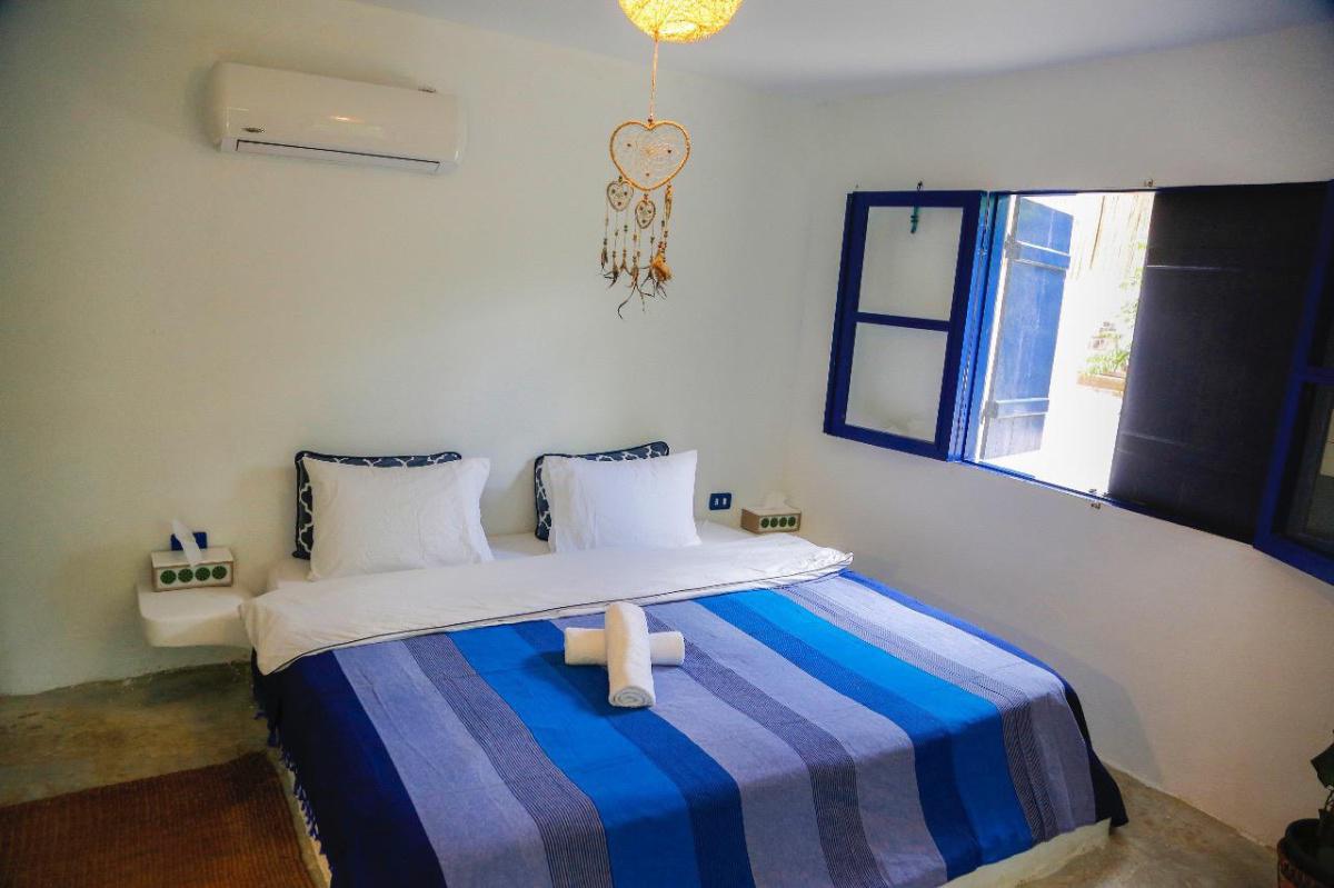 Santorini Bungalow by the River – Sirjbel, Chouf