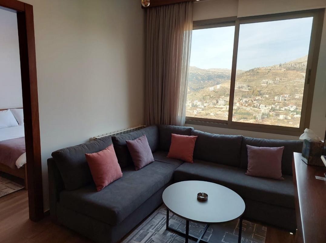 Virtus Room in Luxurious Hotel – Kfardebian