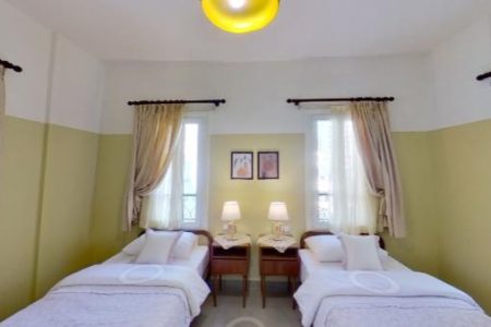 Deluxe Twin Bed in a Vintage Hotel – Mina, Tripoli