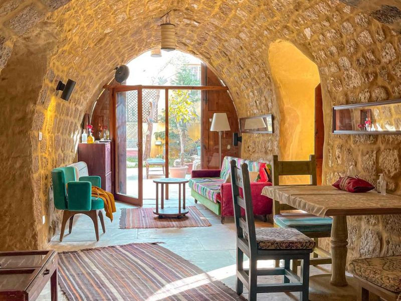 Olive Suite in a Guesthouse – Jbeil