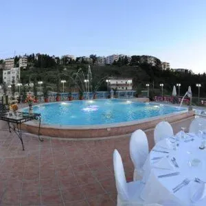 Deluxe Room in Hotel – Aabadiyeh, Aley