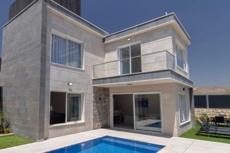 BIG VILLA Duplex (Bleue) with Private Pool- Kfar Sir, Nabatieh