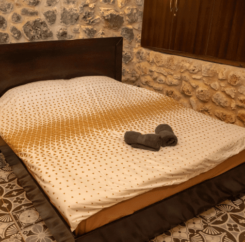 Chalet with Private Pool – Sejoud Jezzine