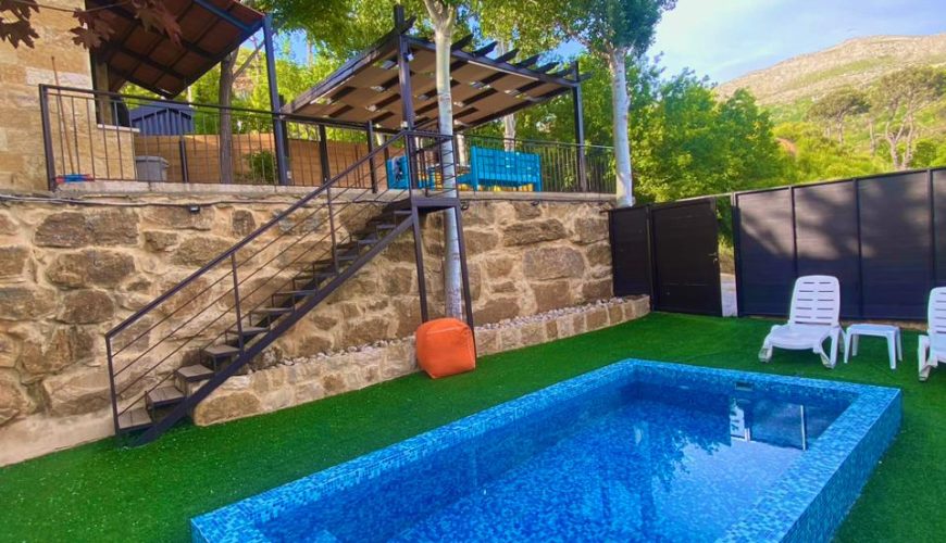 Chalet with Private Pool – Hrajel, Keserwan