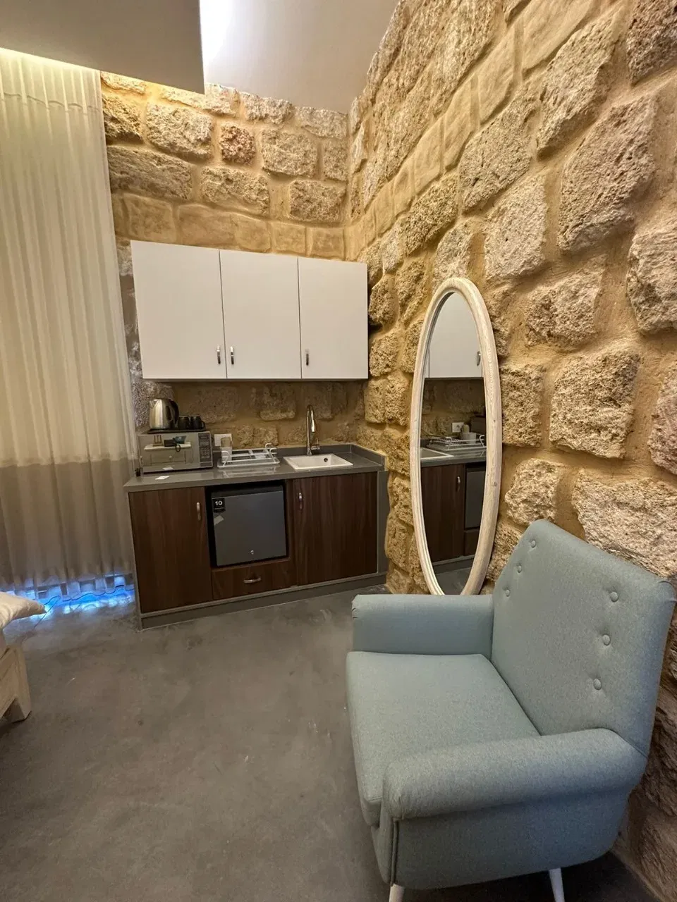 Room 4 in a Guesthouse – Anfeh