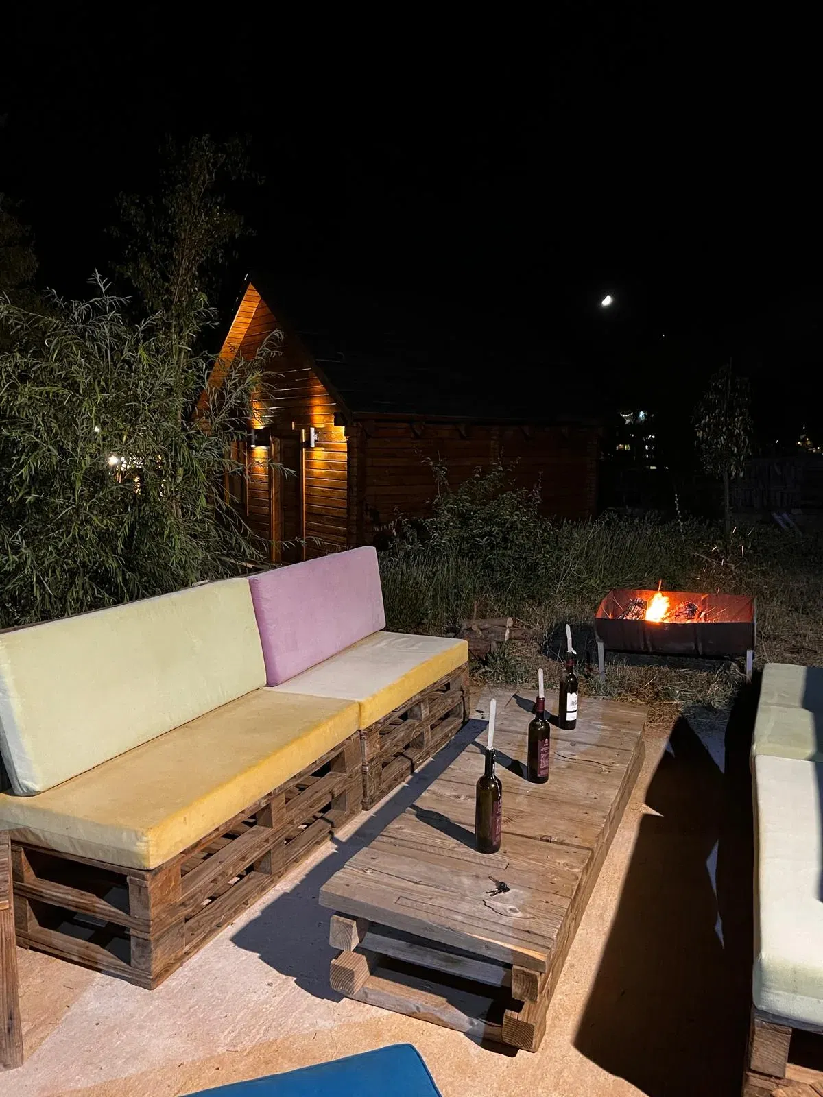 Luna Bungalow – Laqlouq, Jbeil