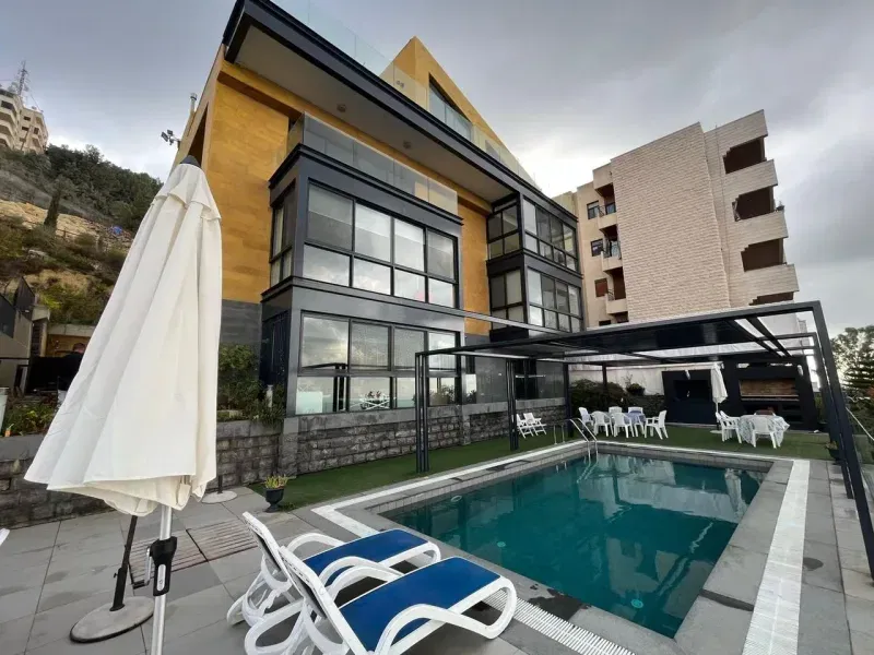 Apartment A with Shared Pool – Shemlan, Aley