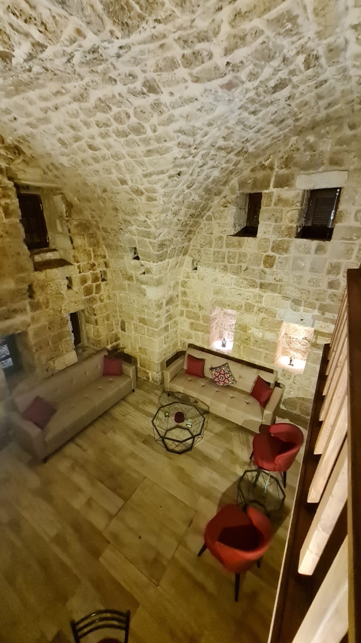 Authentic House – Jbeil