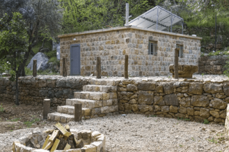 Stone Guesthouse with River Access – Jdeideh, El Chouf