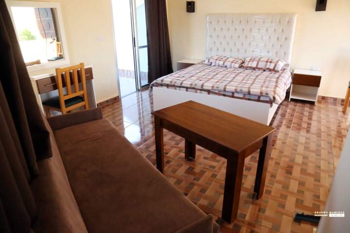 Room (10) in an Hotel – Akkar