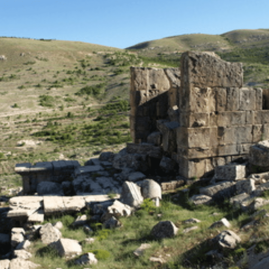 Hosn Niha Roman Temple