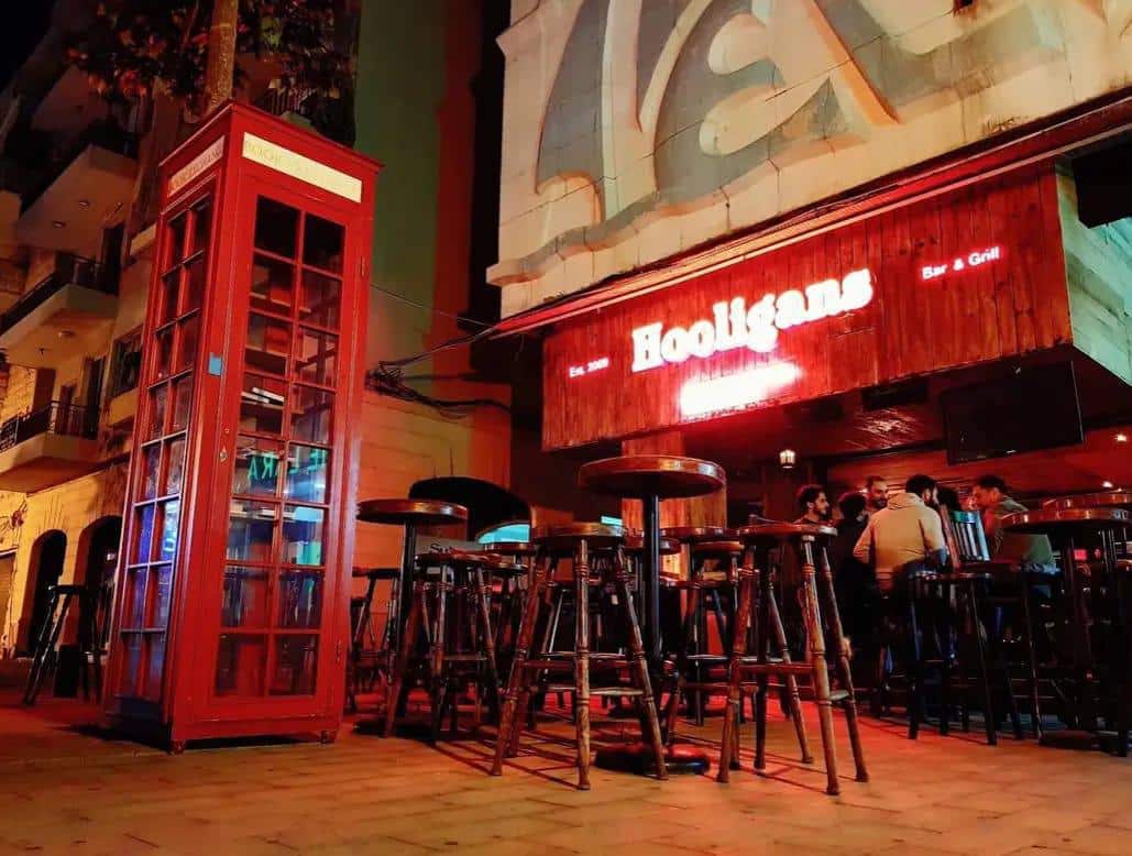 Hooligans Bar & Grill