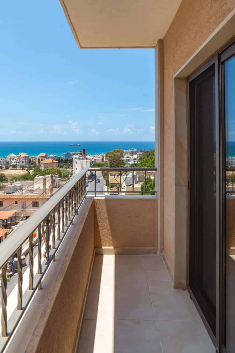 Sunset Apartment – Entrance of Batroun