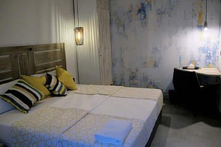 Snounou Room in Authentic Guesthouse – Batroun