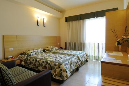 Deluxe Room Sea View in an Hotel and Spa – Jbeil