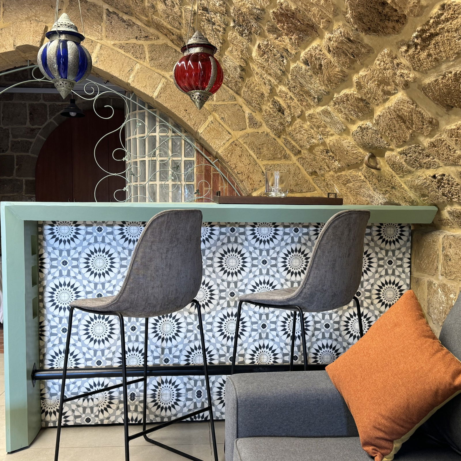 CADMUS in an Authentic Guesthouse – Byblos