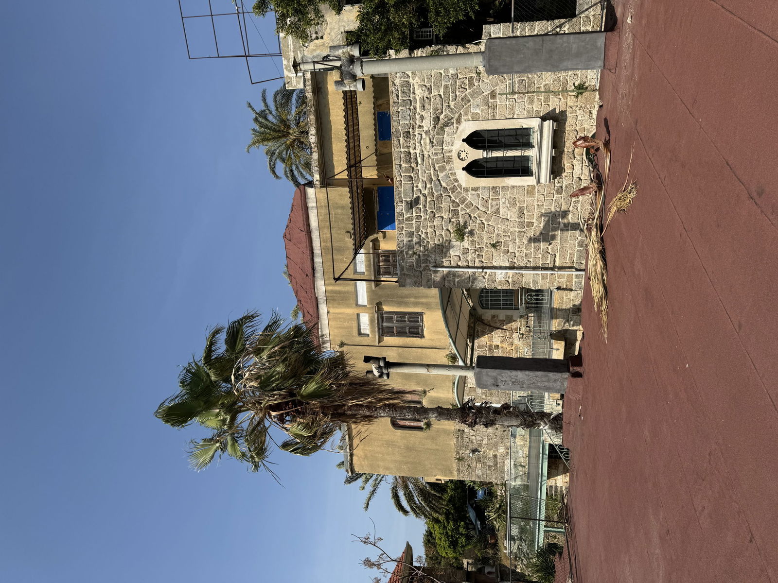 HIRAM in an Authentic Guesthouse – Byblos