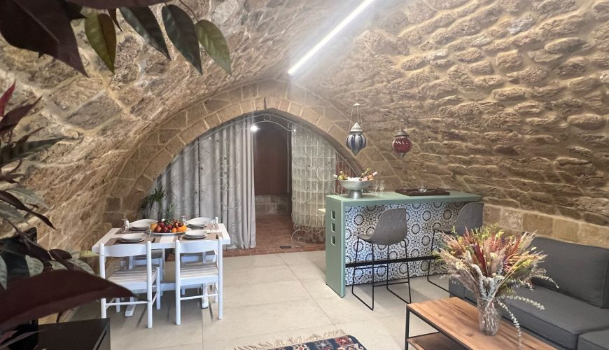 CADMUS in an Authentic Guesthouse – Byblos