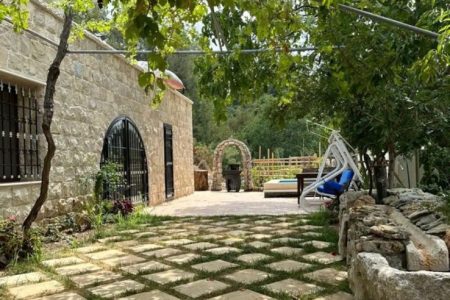 Traditional Guesthouse & Cave – Saqi Rechmaya, Jbeil