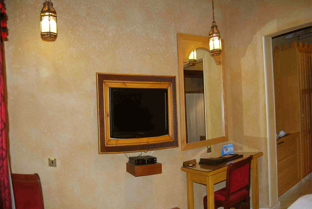 Single Standard Room in a Traditional Village – Beirut