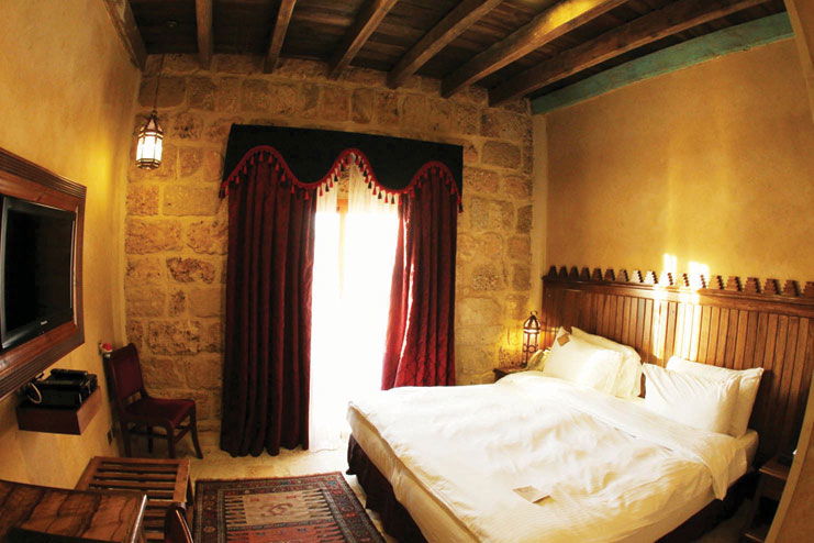 Single Standard Room in a Traditional Village – Beirut