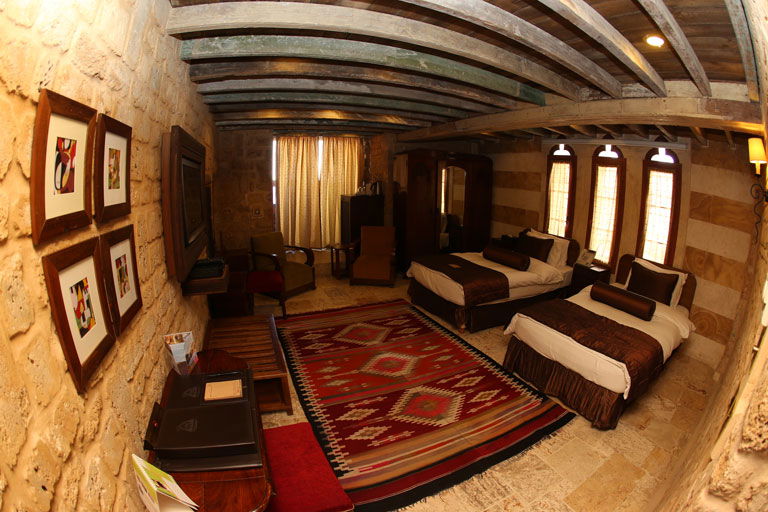 Deluxe Double Room in a Traditional Village – Beirut