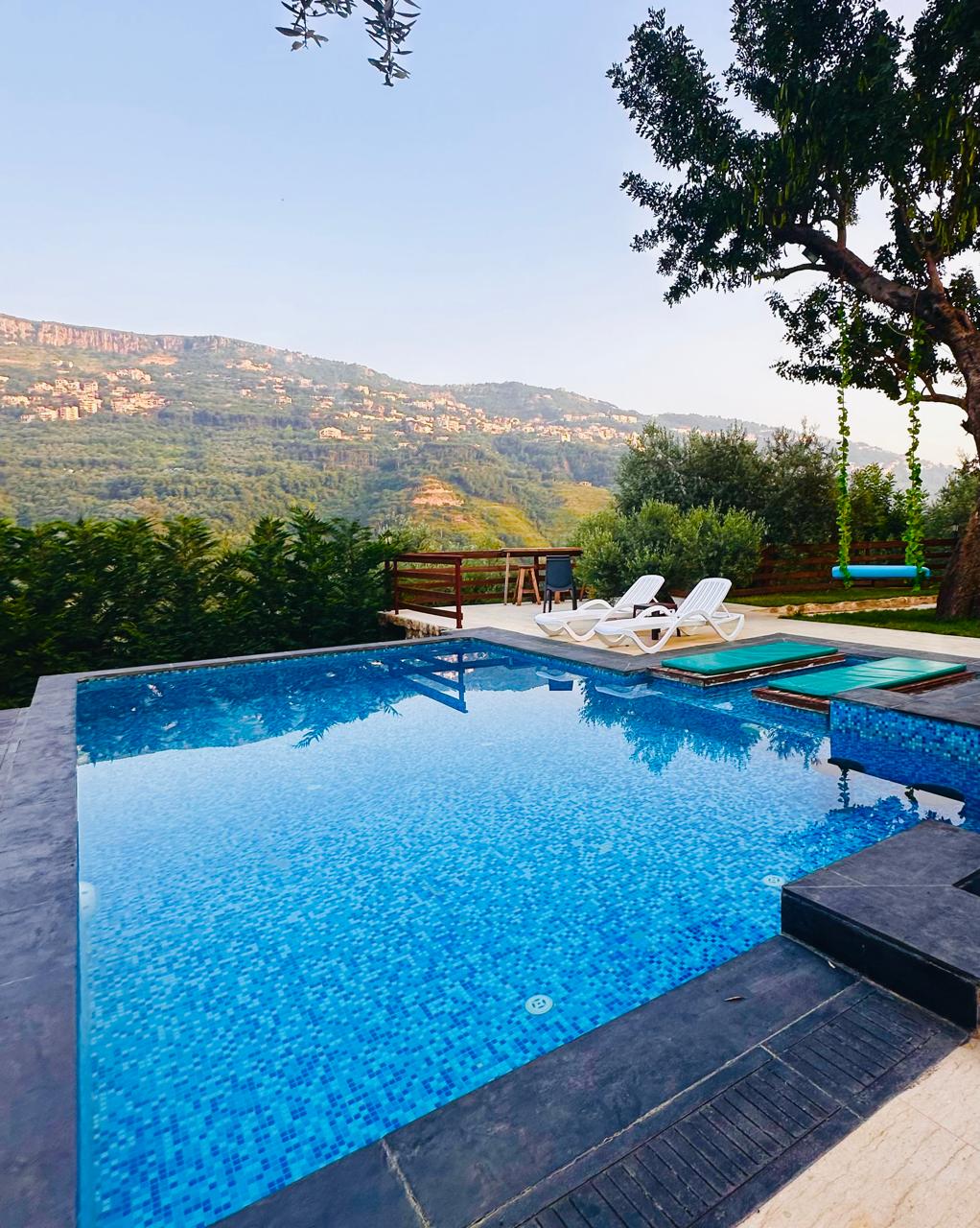 Chalet B with Infinity Pool – Kfarmatta, Chouf