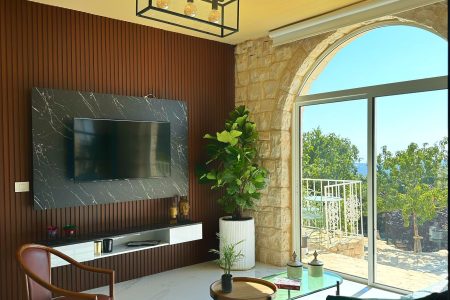 The Lotus Chalet – Abdelli, Batroun