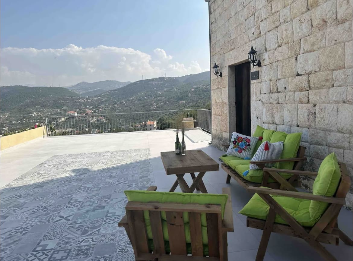 Authentic Guesthouse – Chabtine, Batroun