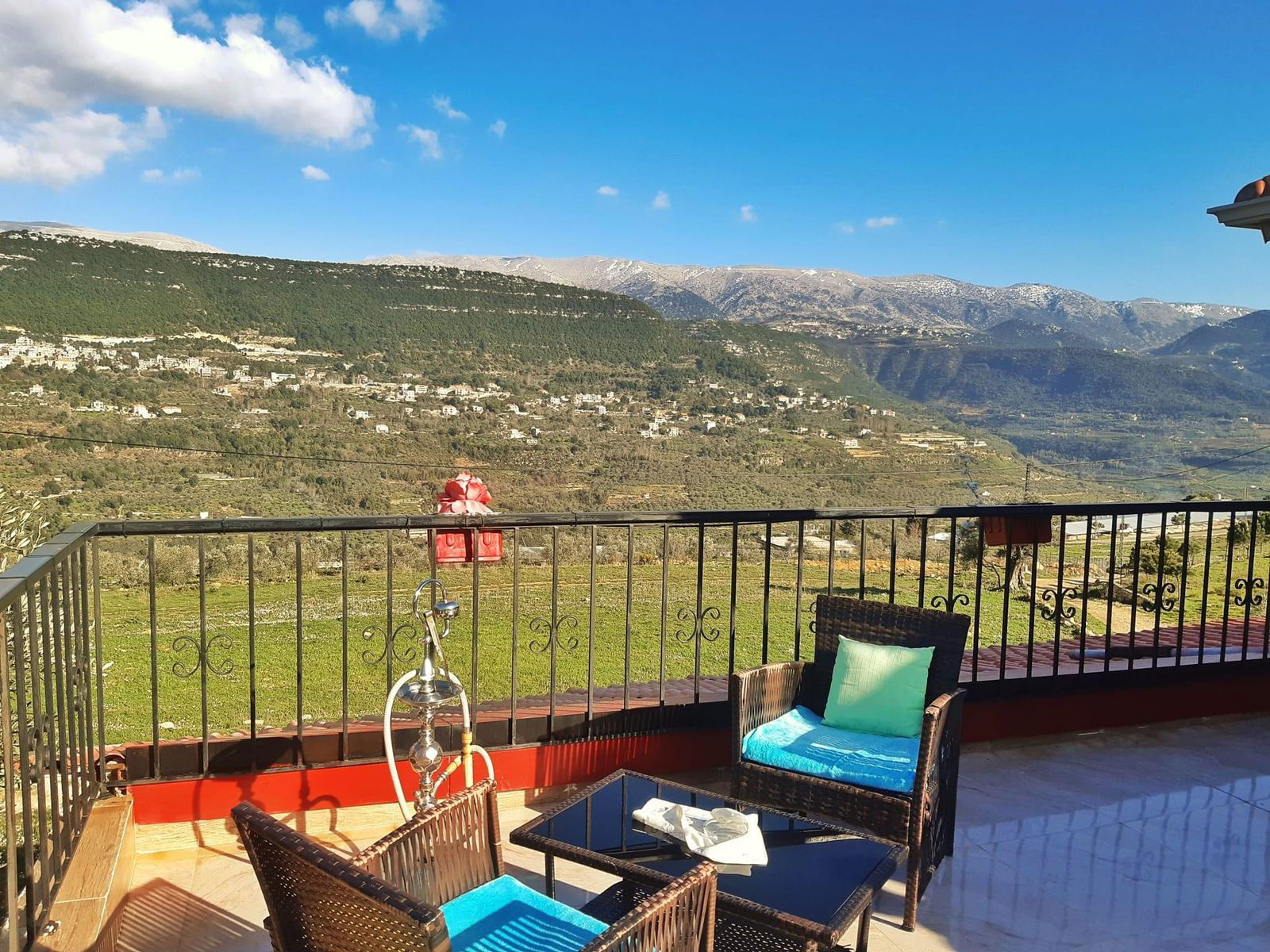 House with Pool – Mazraet el Chouf