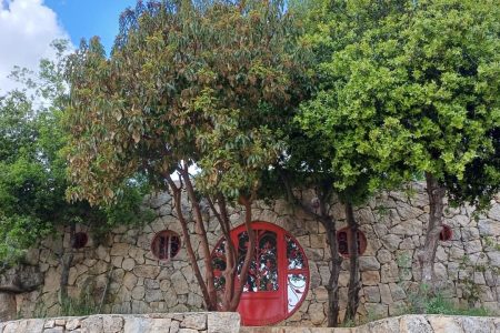 Romantic House in a Resort – Baadarane, El Chouf