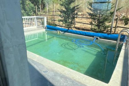 Guesthouse with Pool – Chbanieh, Mount Lebanon