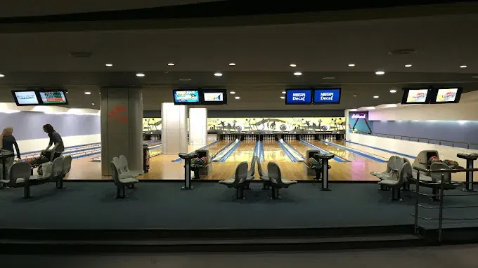 Score Bowling & Games