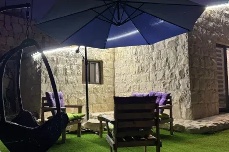 Cozy Stone Cabin – Metrit, Koura